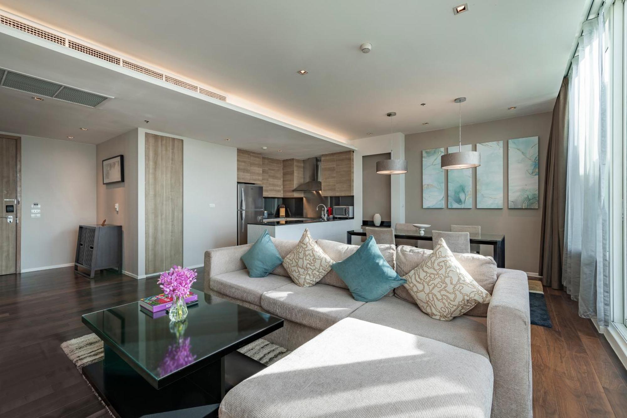 Muu Bangkok, Small Luxury Hotels Of The World Exterior photo A living room in a serviced apartment in Dubai